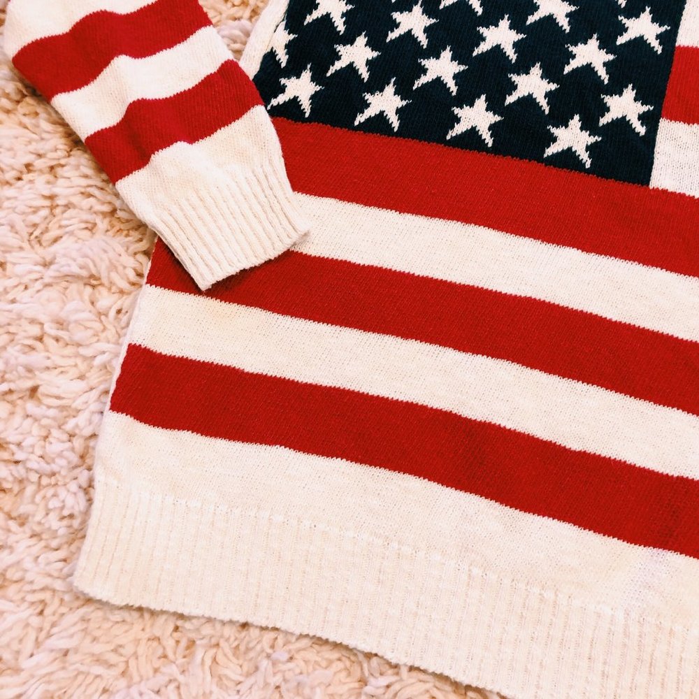 Anybody Light American Flag Star & Stripe Sweater - Picture 4 of 8